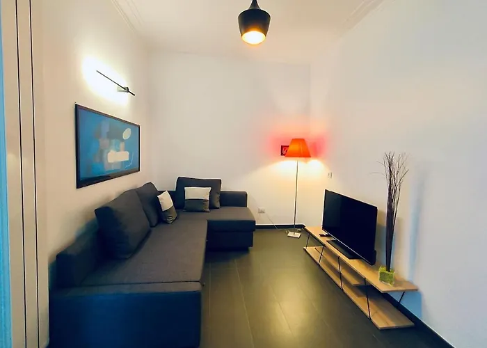 Apartment Hc - Appio Skyline Petit Attic