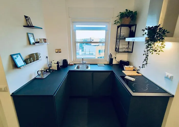 Hc - Appio Skyline Petit Attic Apartment